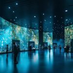 光影互动墙仅仅是展示？它在展厅设计方案中如何实现互动价值？